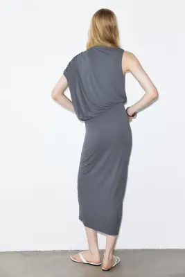 Robe maxi à effet drapé - Gris foncé — photo 5