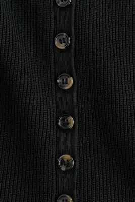 Gilet sans manches en maille côtelée avec basque - Noir — photo 4
