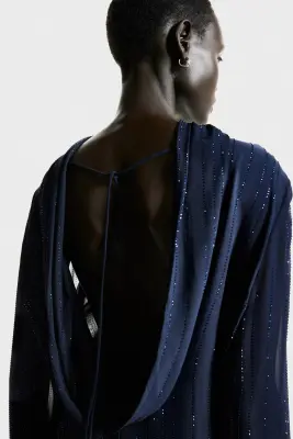 Robe ornementée avec dos bénitier - Bleu marine — photo 3