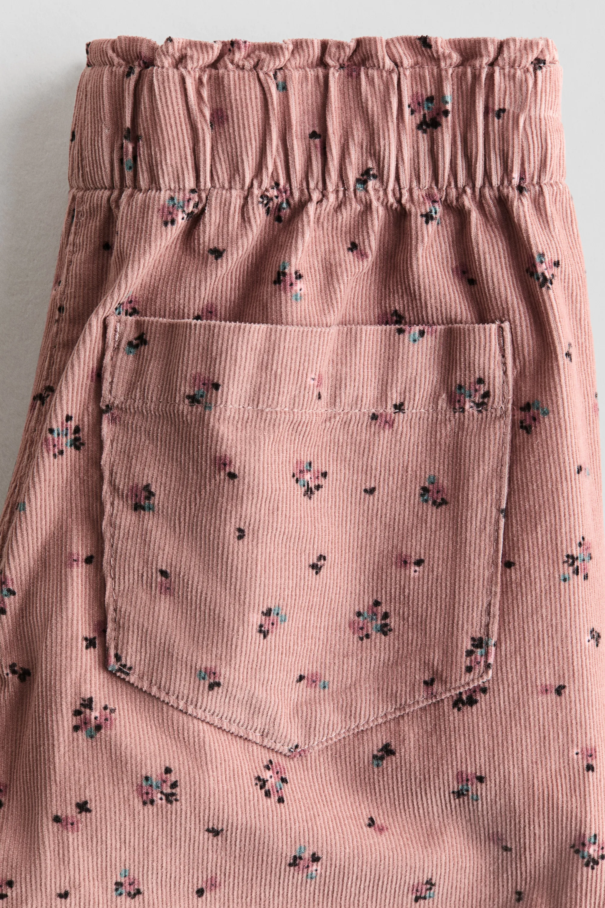 Pantalon jogger en velours côtelé à motif - Rose ancien/fleuri