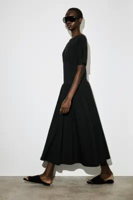 ROBE MIDI CINTRÉE EN COTON - NOIR — photo 2