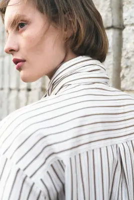 Chemise avec foulard - Blanc/rayé — photo 4