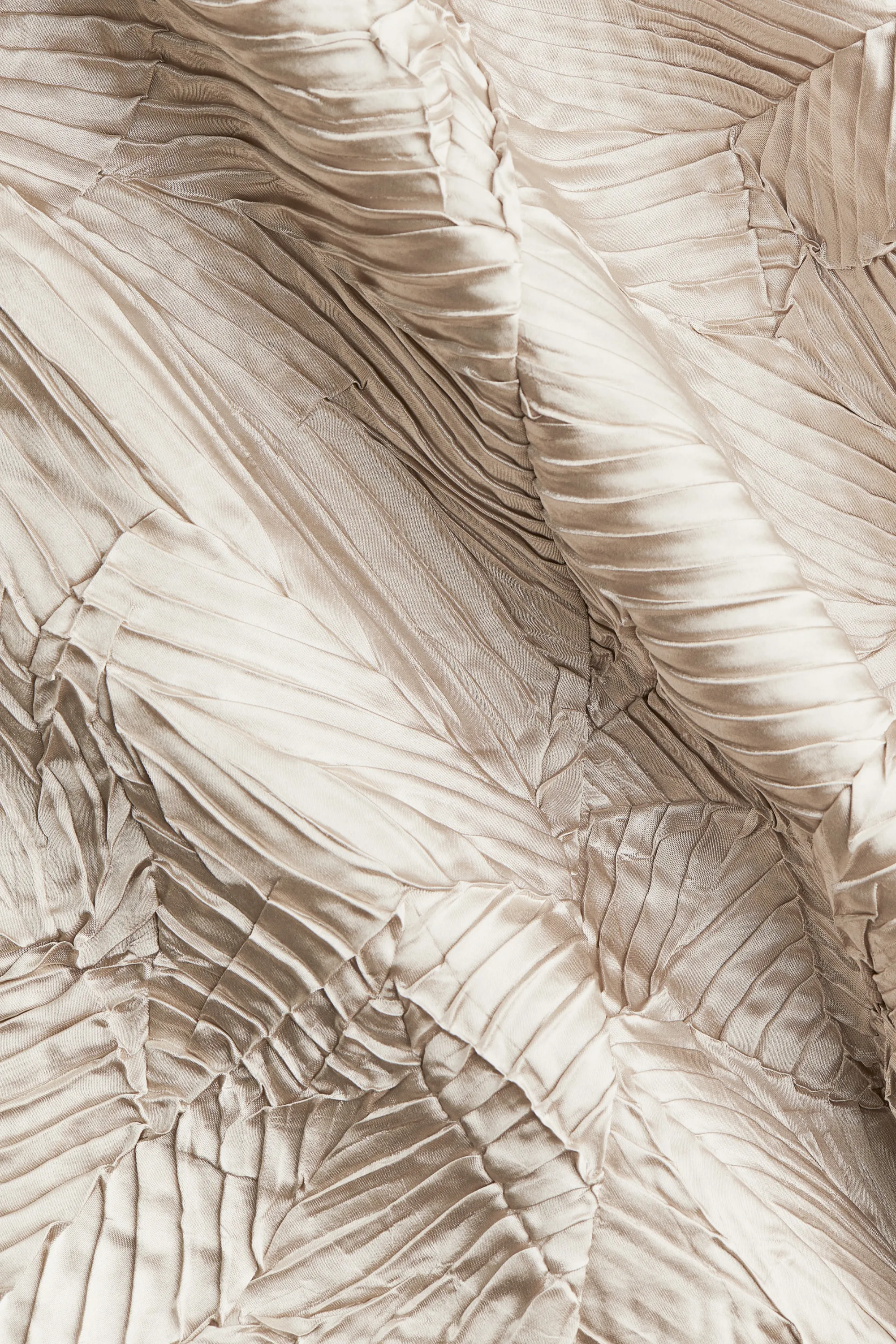 Robe caftan en satin froissé - Taupe clair