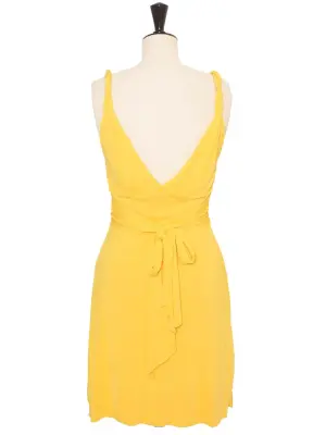 Robe de cocktail courte jaune vif décolleté V plongeant et dos nu Prix boutique 600€ Taille 36 — photo 3