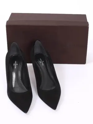 Escarpins en suede noir talon stiletto et bout pointu Prix boutique 800€ Taille 37 — photo 2