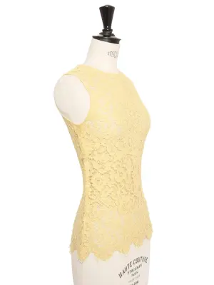 Top sans manche dentelle de calais jaune pastel Prix boutique 1450€ Taille XS — photo 3