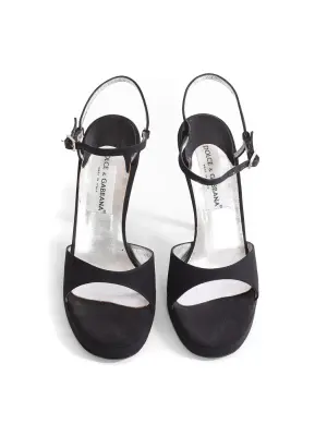Sandales à talon et bride cheville en satin noir Prix boutique 795€ Taille 38 — photo 3