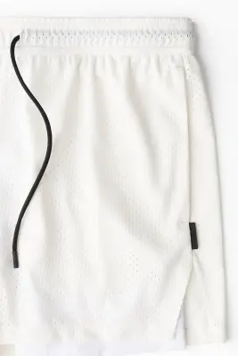 Short de sport mi-long 2-en-1 DryMove™ - Cream — photo 1