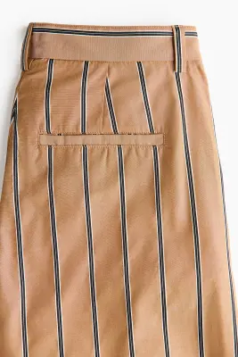 Pantalon large avec détails croisés - Beige foncé/rayé — photo 4