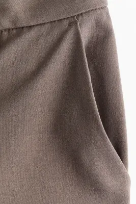 Pantalon chic avec jambes barrel - Taupe — photo 5