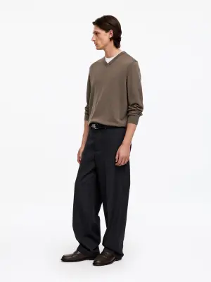 Pull à col en V en laine mérinos - Beige — photo 1
