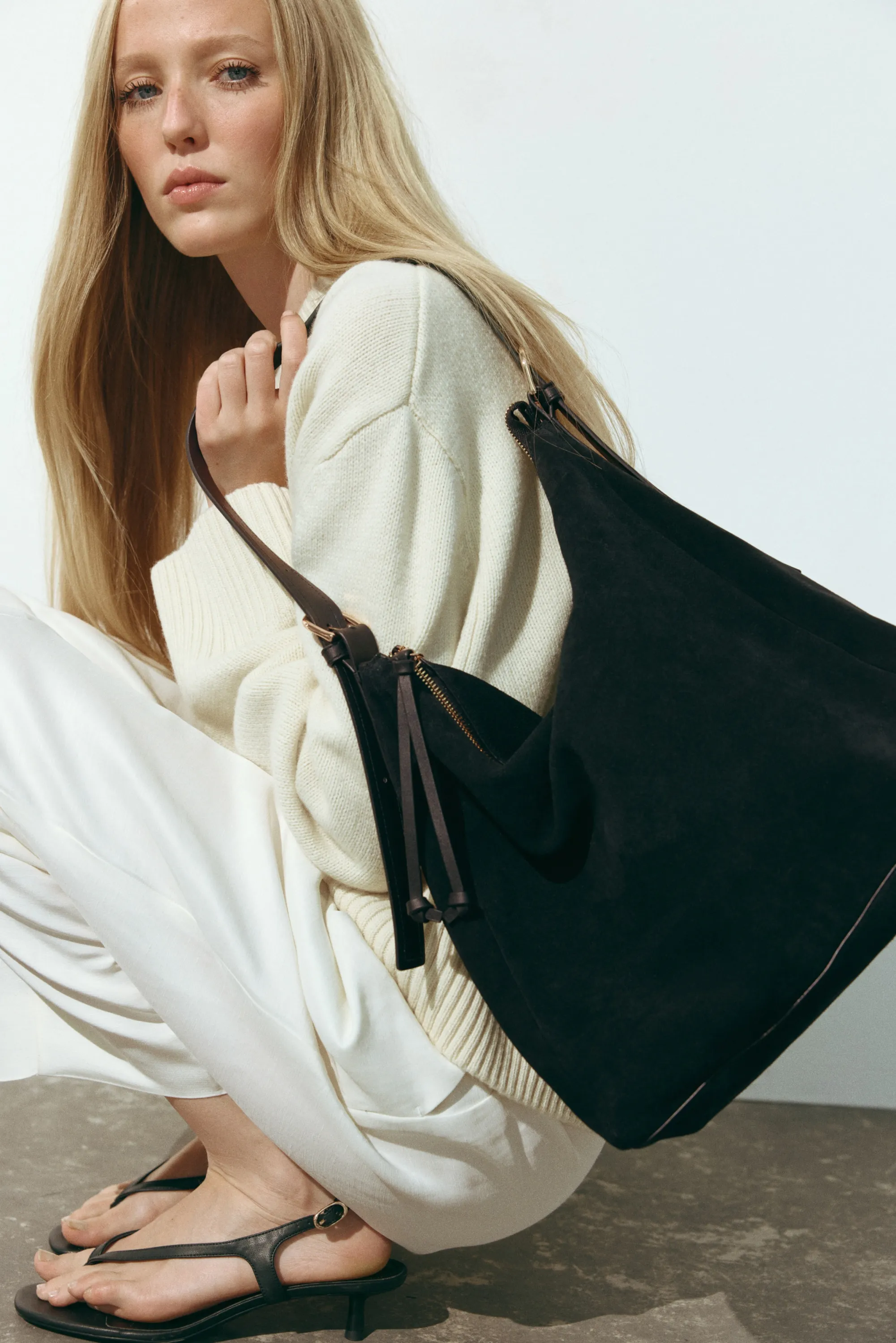 Sac porté épaule en cuir velours fendu - Noir