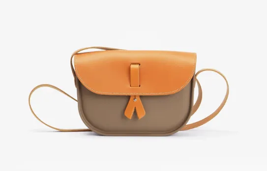 Sac à main bandoulière taupe en Supergomme® et cuir