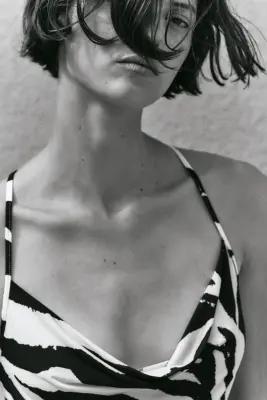 Robe imprimée avec encolure bénitier - Noir/imprimé zèbre — photo 1