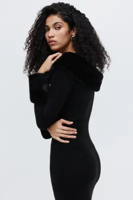 Robe épaules nues en maille - Noir — photo 3