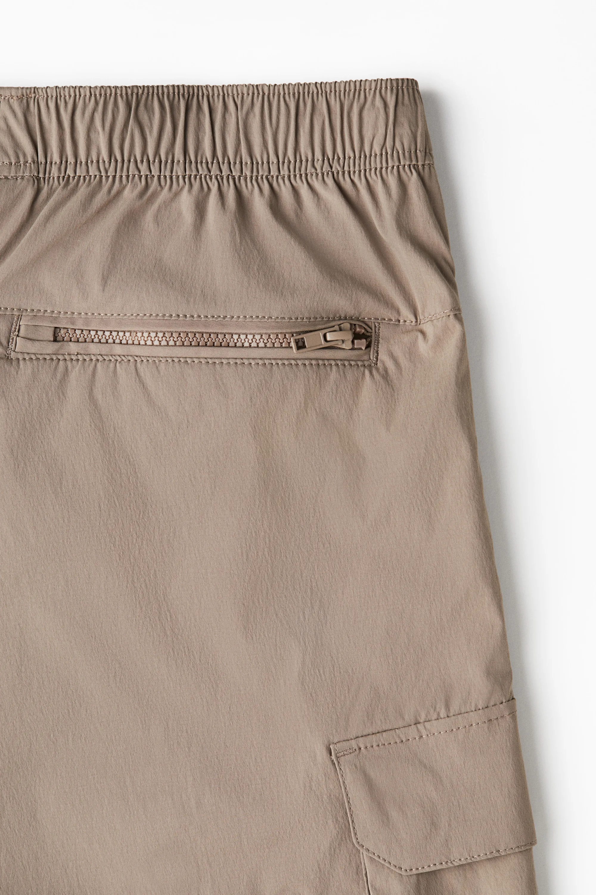 Pantalon cargo Regular Fit en nylon - Beige foncé