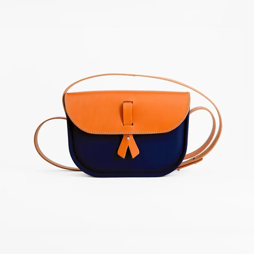 Sac à main bandoulière marine en Supergomme® et cuir