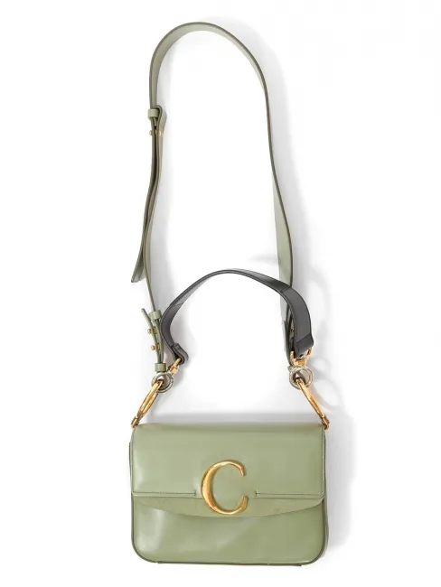 Sac C à bandoulière en cuir vert tilleul Prix boutique 1500€