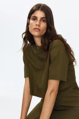 MAMA Ensemble 2 pièces avec top et jupe - Vert kaki foncé — photo 2