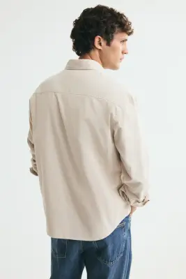 Chemise Regular Fit en velours côtelé - Beige clair — photo 3