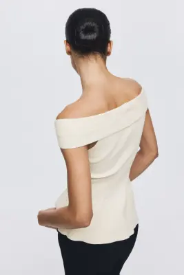 Top épaules nues avec nœud - Crème/noir — photo 3
