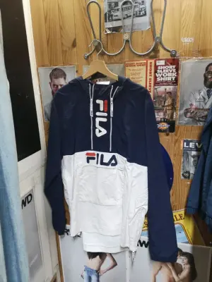 Sweatshirt à capuche Fila — photo 1