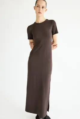 Longue robe T-shirt - Marron foncé — photo 1
