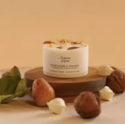 Bougie fleurie, parfumée au miel et aux amandes — photo 2