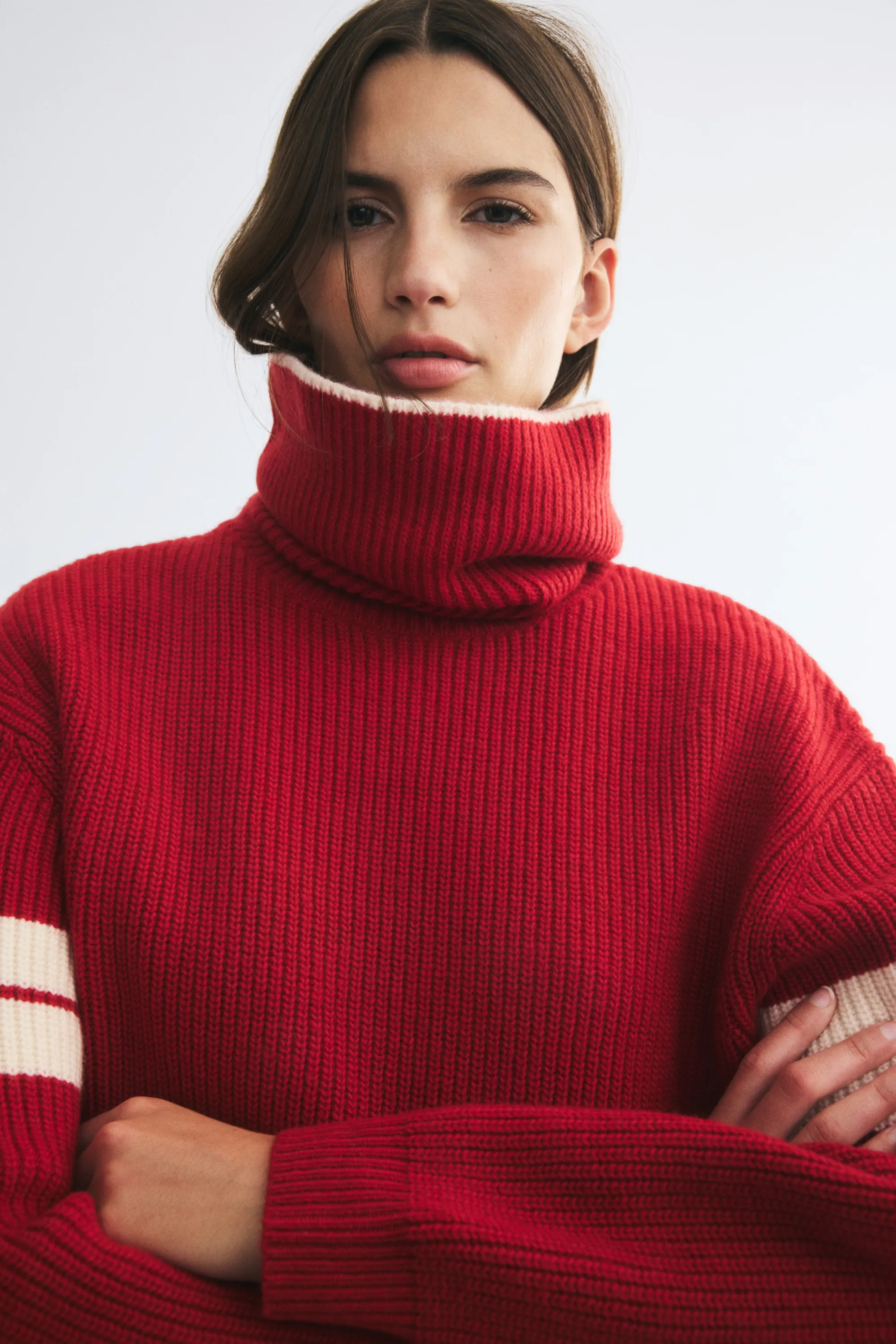 Pull col roulé - Rouge/color block