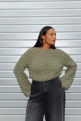 Pull court en crochet Femme — photo 2