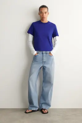 T-SHIRT ÉLÉGANT - BLEU COBALT — photo 1