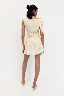 Top asymétrique avec détail à nouer - Jaune clair — photo 3