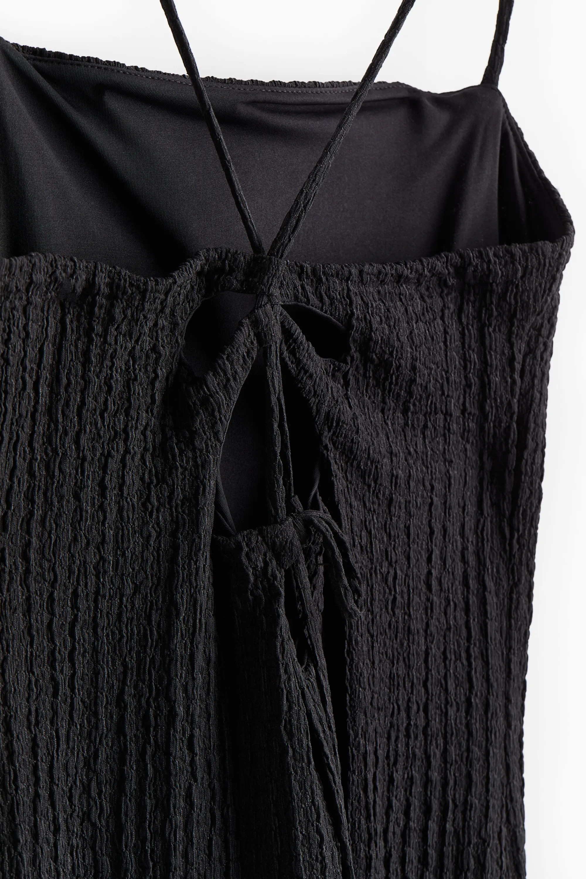 Robe froissée avec dos ouvert - Gris foncé