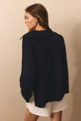 Pull en maille fine avec col - Bleu marine — photo 3