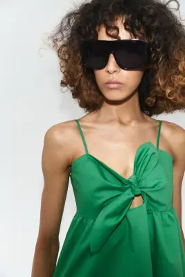 Robe à étages avec détail à nouer - Vert — photo 1