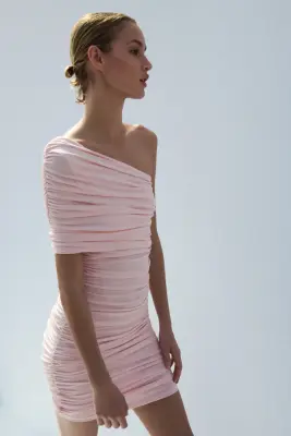 Robe asymétrique à effet drapé - Rose clair — photo 3