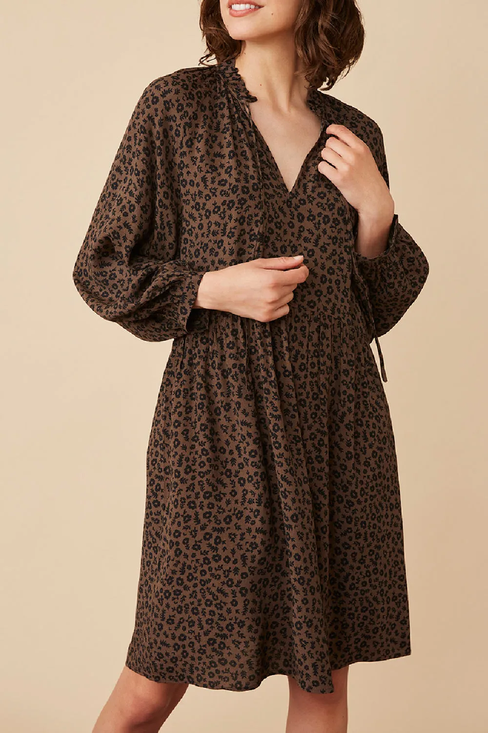 robe trivia alina