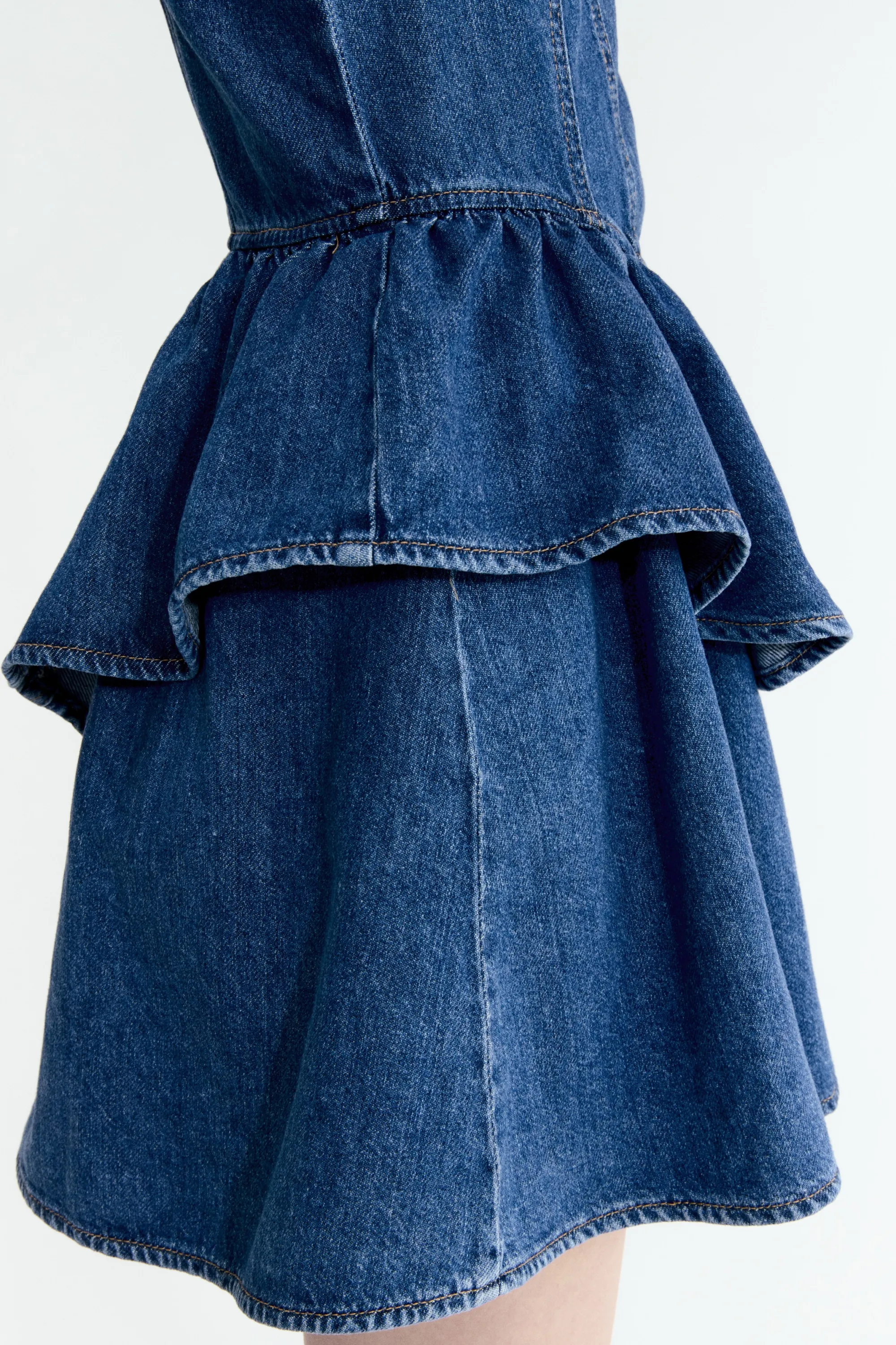 Robe en denim avec jupe évasée - Bleu denim