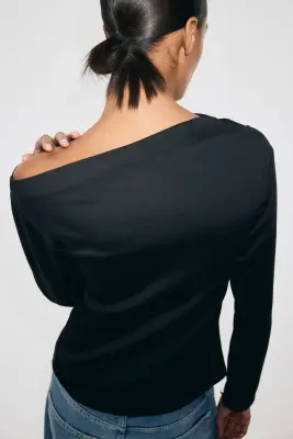 Top asymétrique - Noir — photo 2