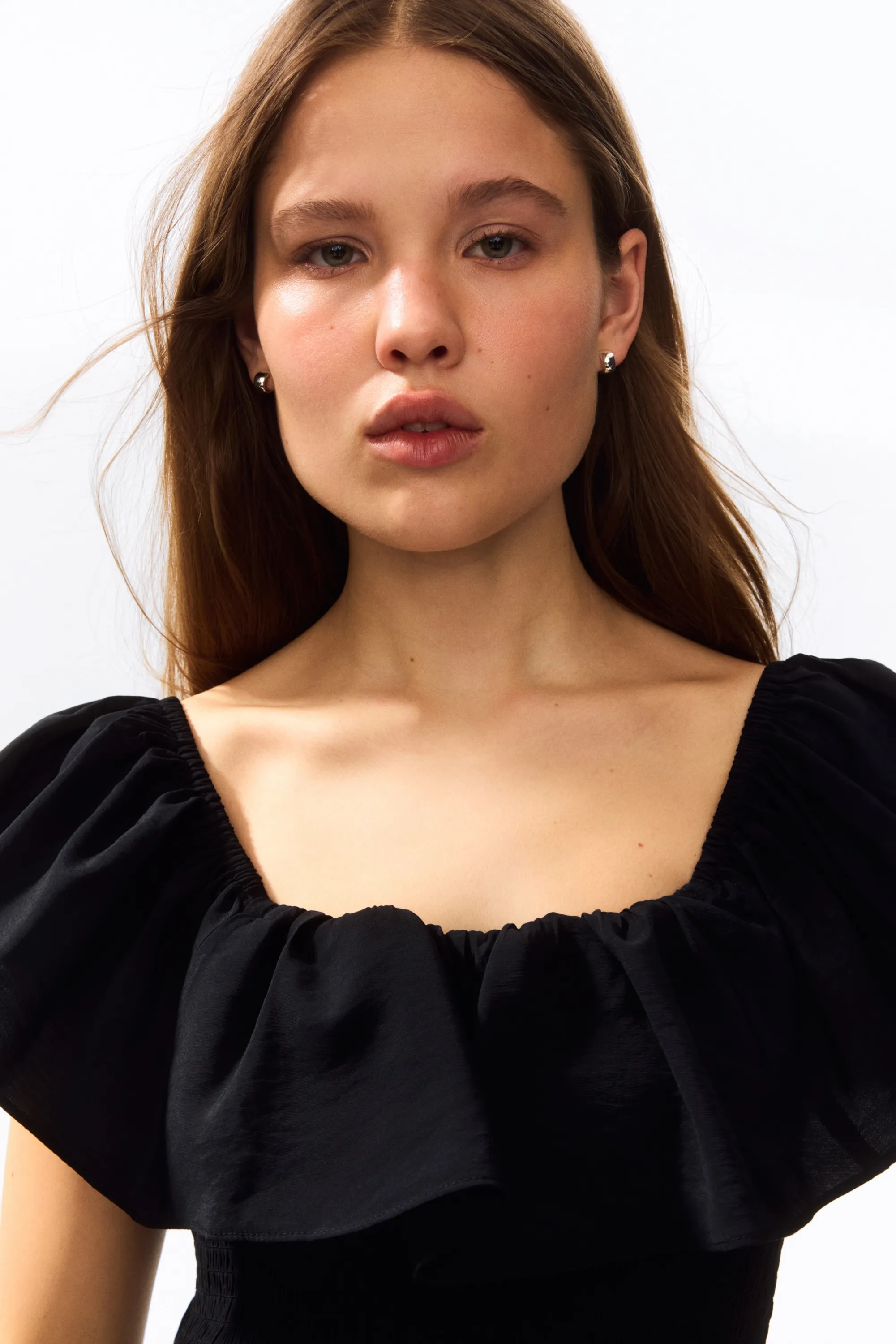 Robe épaules nues volantée - Noir