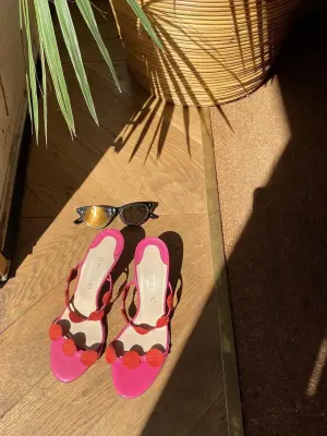 Sandales PETRA FIRENZE à petits talon en cuir rose fuchsia et suede rouge Taille 37 — photo 3