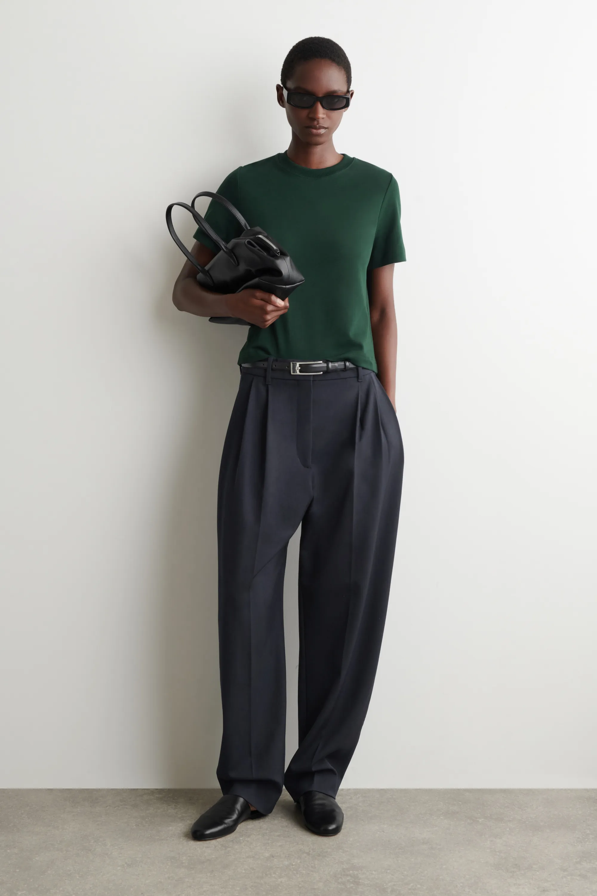 T-SHIRT ÉLÉGANT - VERT FONCÉ