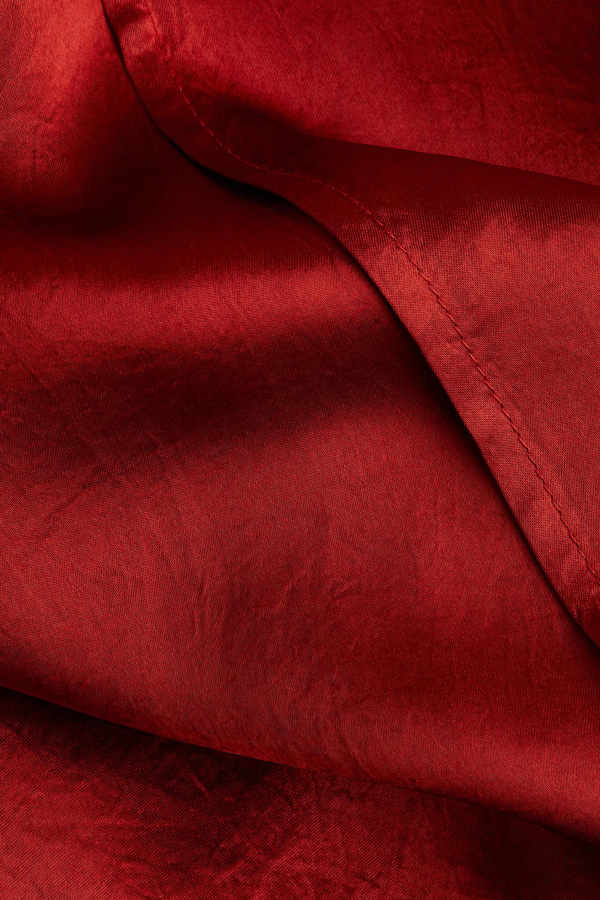 Robe à épaulettes en satin - Rouge foncé