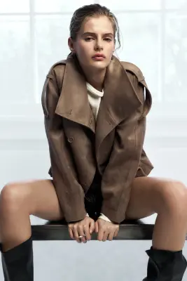 Veste à fermeture croisée avec col entonnoir - Taupe — photo 4