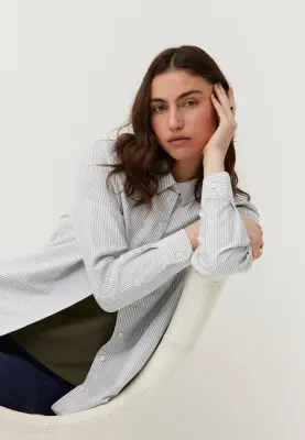 La chemise oxford - Rayures bleues — photo 2