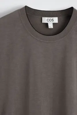 T-SHIRT EN SOIE ET COTON À BORDURE CONTRASTÉE - BRUN / NOIR — photo 4