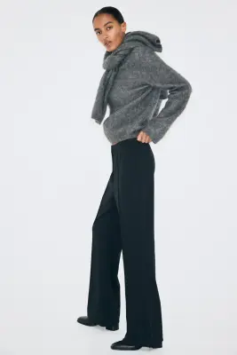 Pantalon bootcut avec plis devant - Noir — photo 2