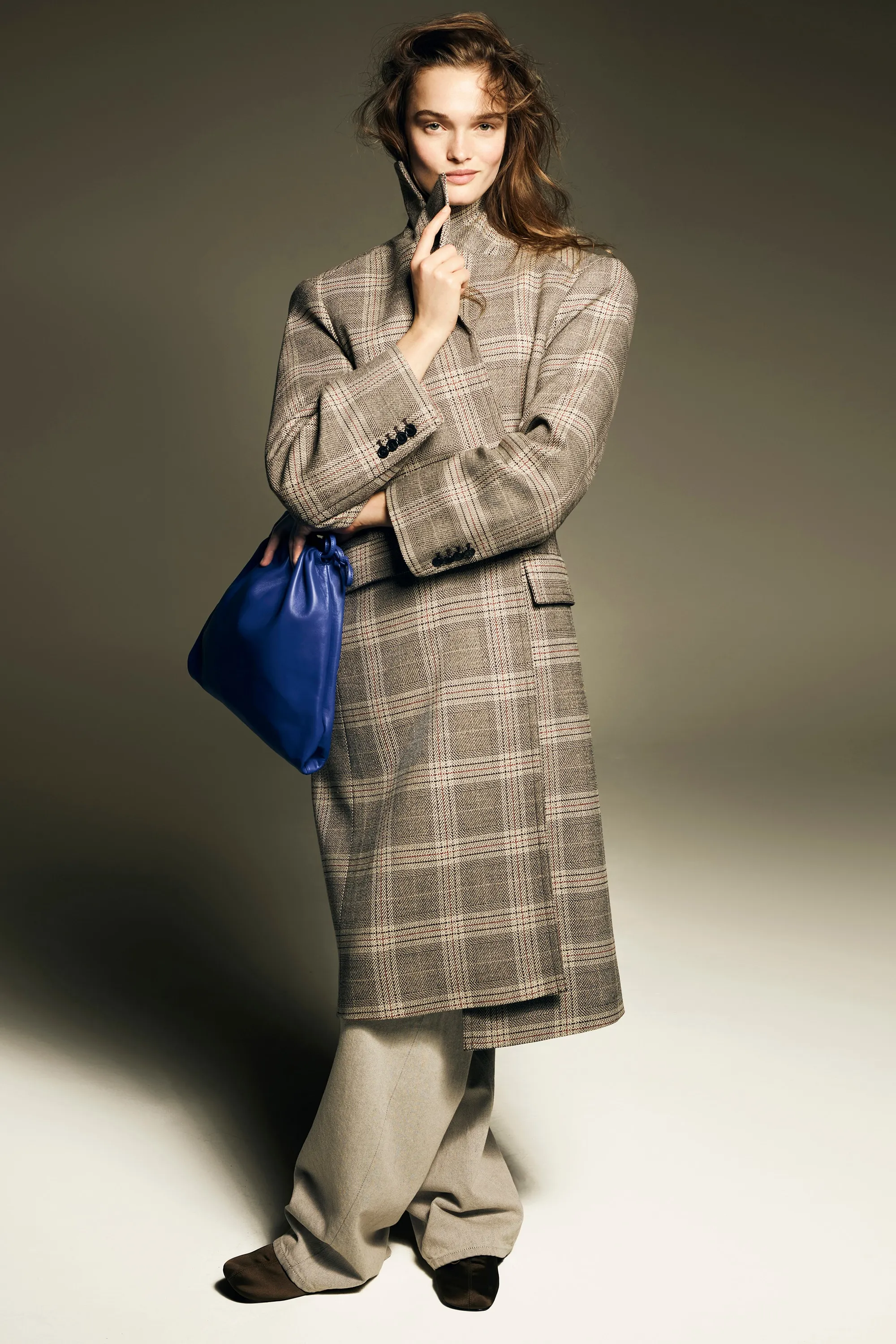 SAC BANDOULIÈRE À CORDON DE SERRAGE - CUIR - BLEU COBALT