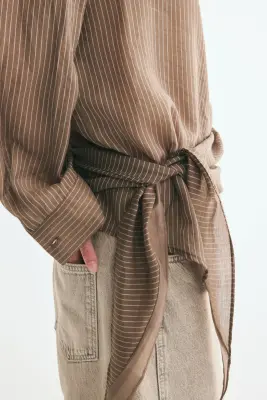 Chemise avec foulard - Beige foncé/rayures tennis — photo 2