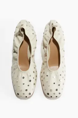 Escarpins cloutés façon ballerines - Crème/argenté — photo 2